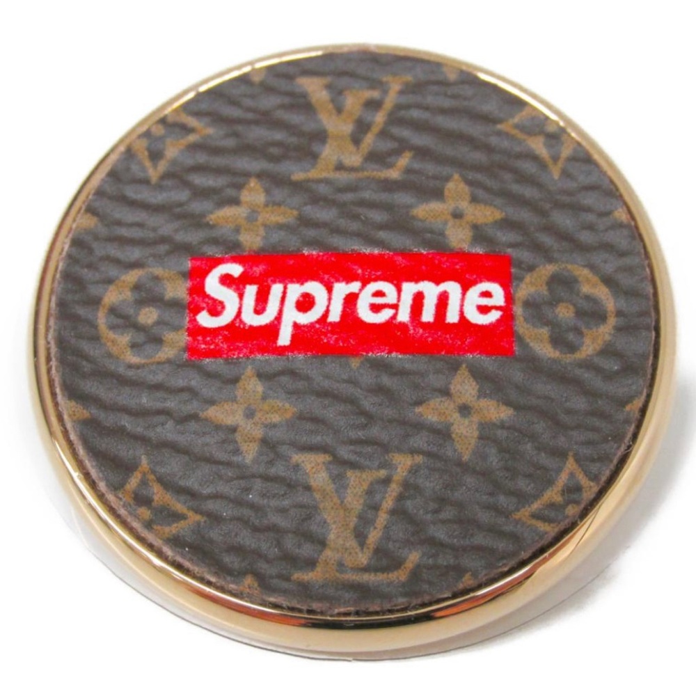 Supreme x pin batch city badge